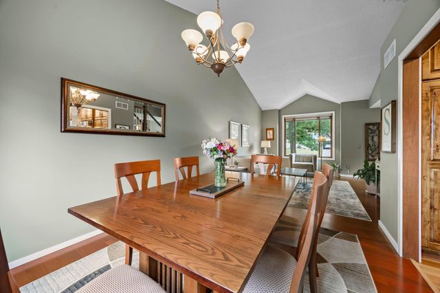17633 Iberia Avenue, Lakeville, MN 55044