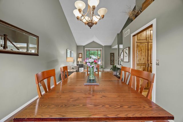 17633 Iberia Avenue, Lakeville, MN 55044