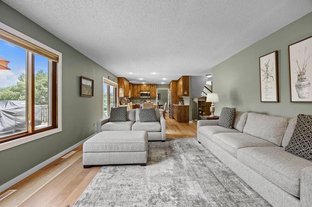 17633 Iberia Avenue, Lakeville, MN 55044