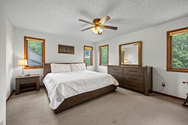 17633 Iberia Avenue, Lakeville, MN 55044