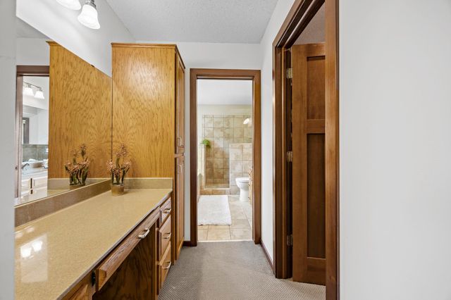 17633 Iberia Avenue, Lakeville, MN 55044
