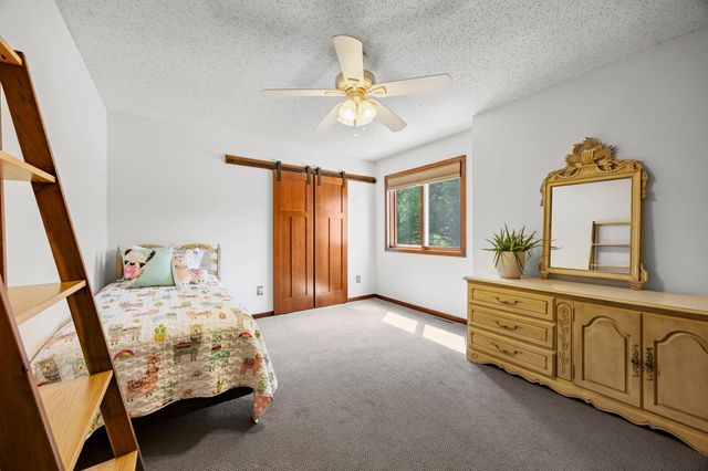 17633 Iberia Avenue, Lakeville, MN 55044