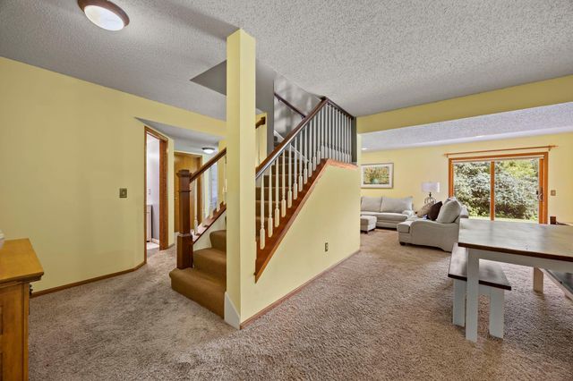 17633 Iberia Avenue, Lakeville, MN 55044