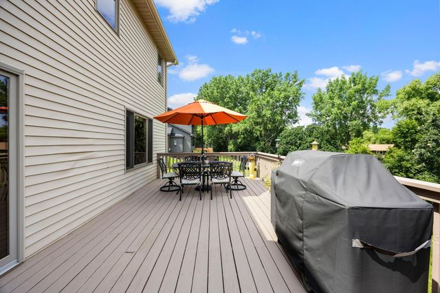17633 Iberia Avenue, Lakeville, MN 55044