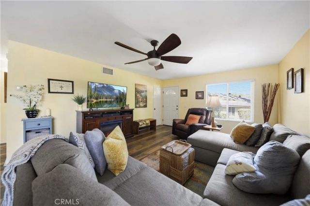 19508 Avenue Of The Oaks, Newhall, CA 91321