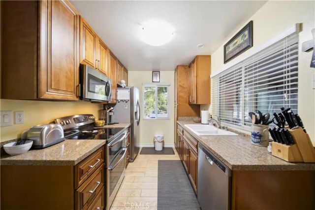 19508 Avenue Of The Oaks, Newhall, CA 91321