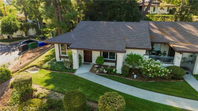 19508 Avenue Of The Oaks, Newhall, CA 91321