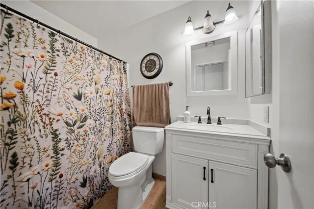 19508 Avenue Of The Oaks, Newhall, CA 91321