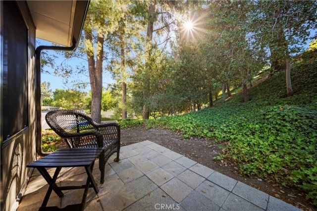 19508 Avenue Of The Oaks, Newhall, CA 91321