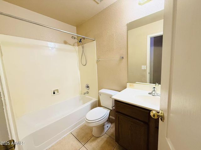 8119 S 47TH Lane, Laveen, AZ 85339