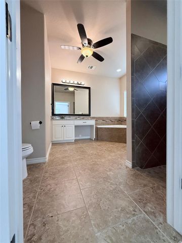 300 Western Sky TRL, Jarrell, TX 76537