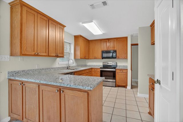 4697 Holbrook Road, Springtown, TX 76082