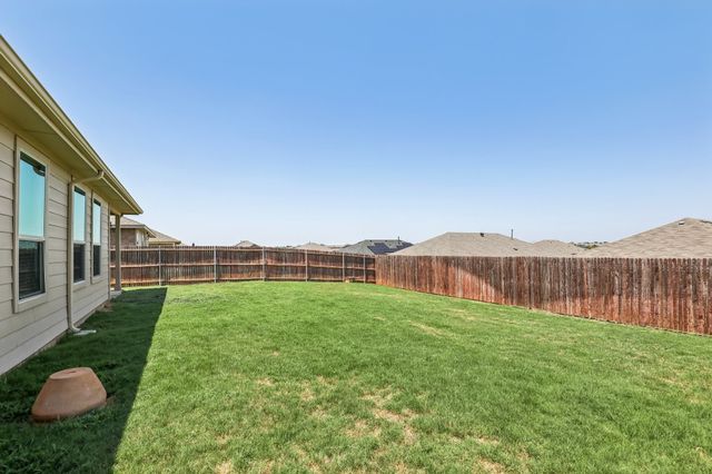 1404 Fremont Trail, Cleburne, TX 76033