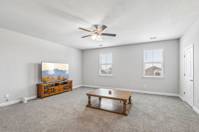 1404 Fremont Trail, Cleburne, TX 76033