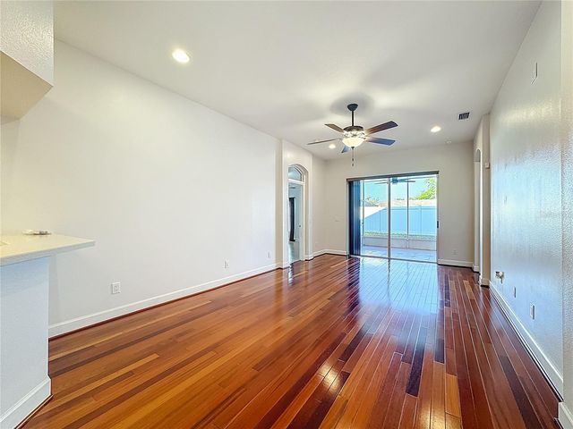 9830 WHITE BARN WAY, Riverview, FL 33569