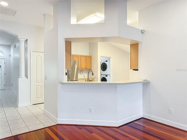 9830 WHITE BARN WAY, Riverview, FL 33569