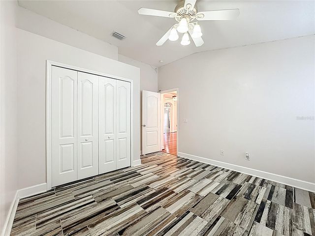 9830 WHITE BARN WAY, Riverview, FL 33569