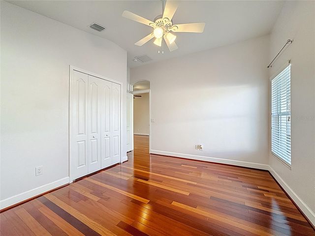 9830 WHITE BARN WAY, Riverview, FL 33569