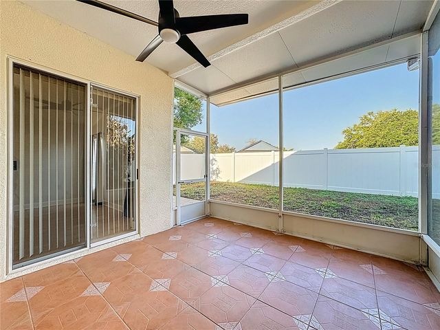 9830 WHITE BARN WAY, Riverview, FL 33569