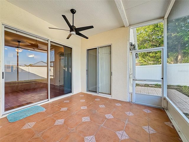 9830 WHITE BARN WAY, Riverview, FL 33569