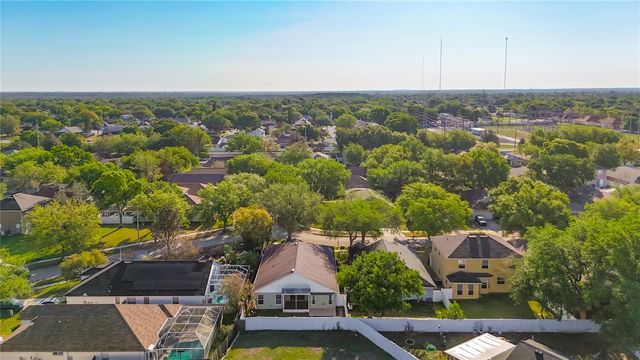 9830 WHITE BARN WAY, Riverview, FL 33569