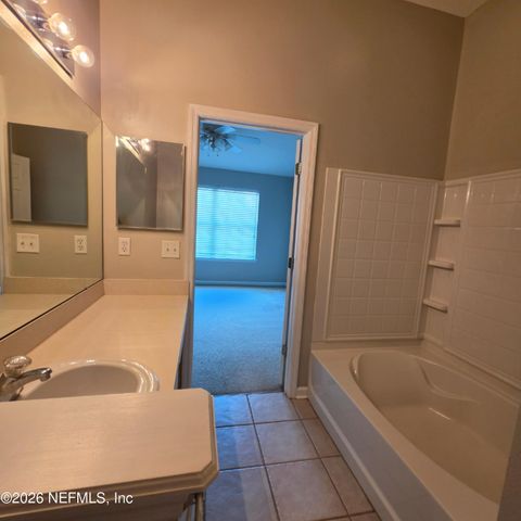 5875 PARKSTONE CROSSING Drive, Jacksonville, FL 32258