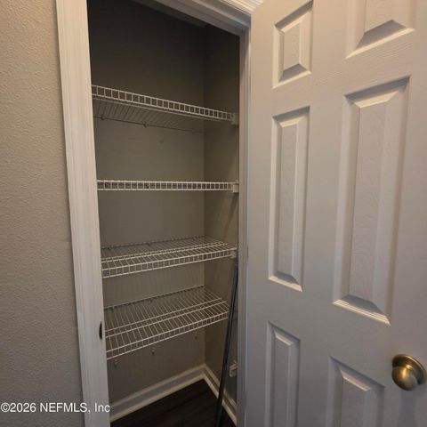 5875 PARKSTONE CROSSING Drive, Jacksonville, FL 32258