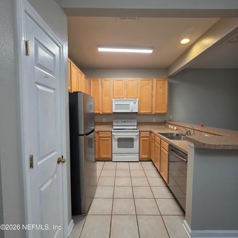 5875 PARKSTONE CROSSING Drive, Jacksonville, FL 32258