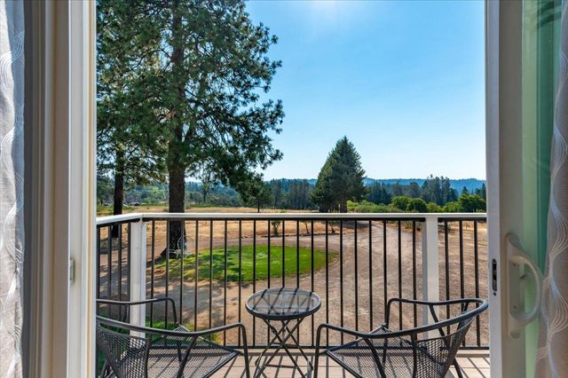 16190 Newtonian Way, Grass Valley, CA 95945