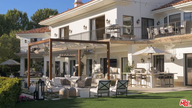 6110 Merritt Drive, Malibu, CA 90265