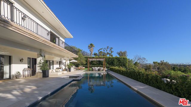 6110 Merritt Drive, Malibu, CA 90265