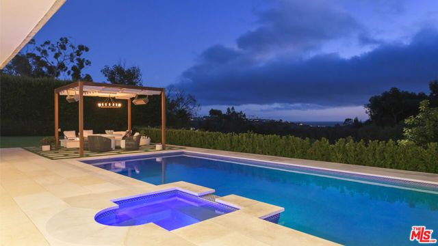 6110 Merritt Drive, Malibu, CA 90265