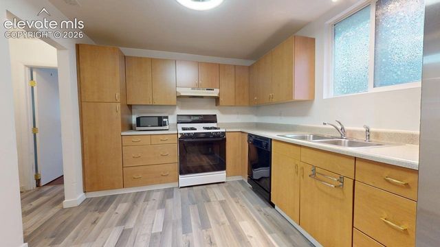 1721 W Cucharras Street, Colorado Springs, CO 80904