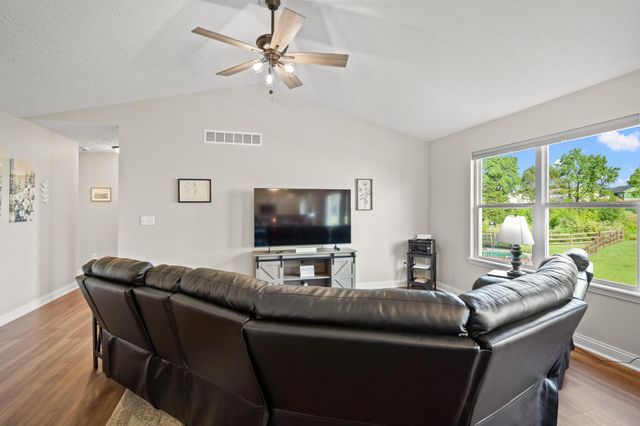 103 Sheffield Drive, Dry Ridge, KY 41035