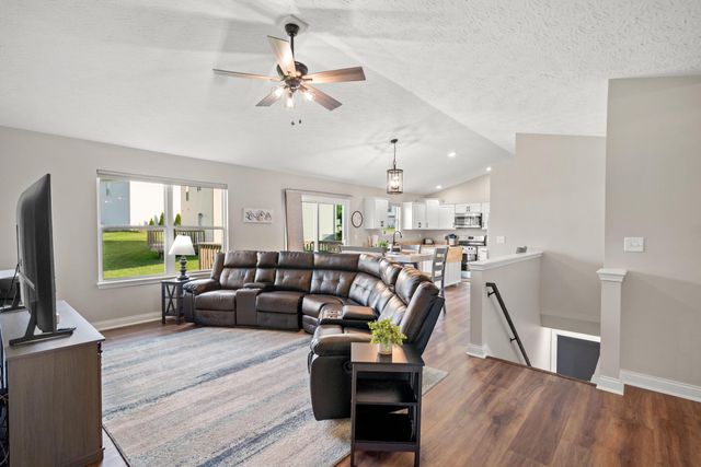 103 Sheffield Drive, Dry Ridge, KY 41035