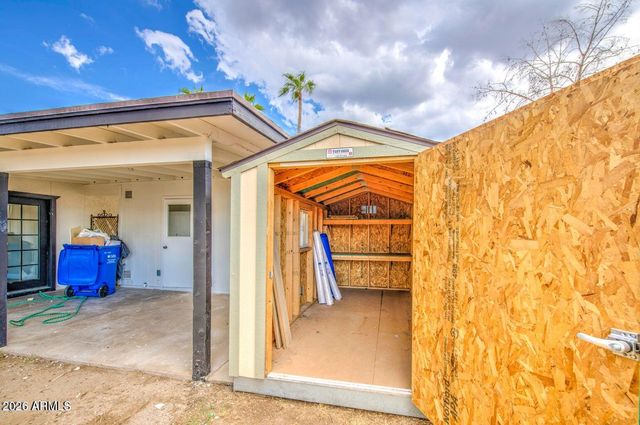 3238 W ALTADENA Avenue, Phoenix, AZ 85029