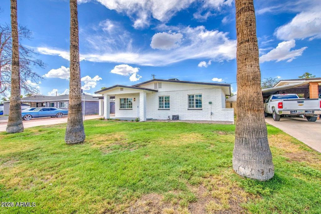 3238 W ALTADENA Avenue, Phoenix, AZ 85029 — photo 4