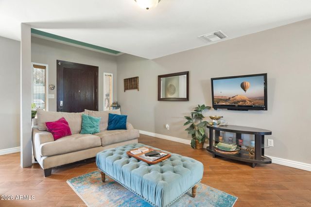 2220 E Blanche Drive, Phoenix, AZ 85022