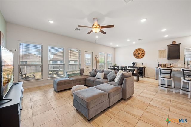 717 Friar Tuck Drive, Temple, TX 76502