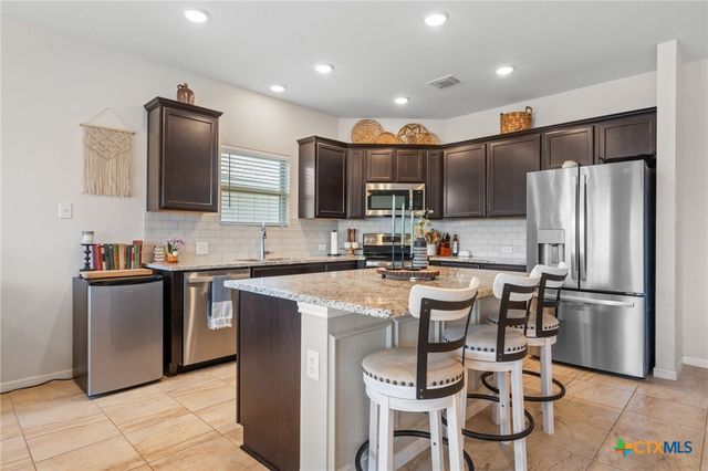 717 Friar Tuck Drive, Temple, TX 76502