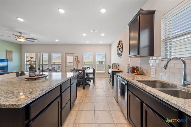 717 Friar Tuck Drive, Temple, TX 76502