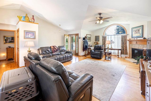 W972 James Court, Brodhead, WI 53520