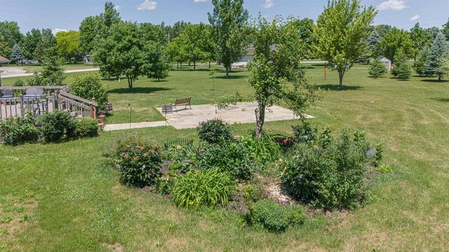 W972 James Court, Brodhead, WI 53520