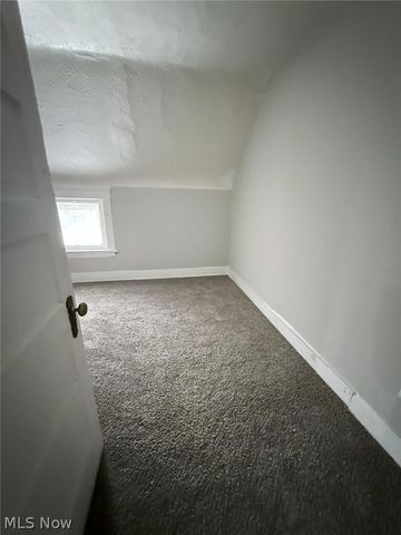 1011 E 72nd Place, Cleveland, OH 44103