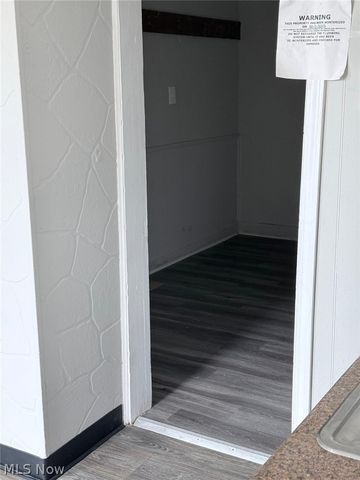 1011 E 72nd Place, Cleveland, OH 44103