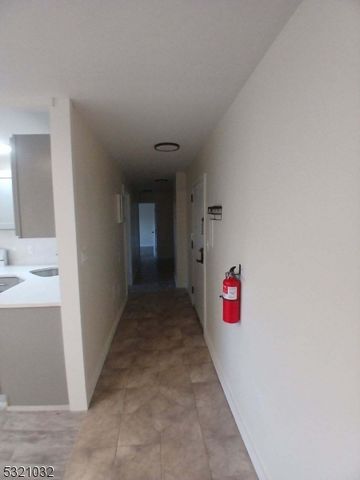 704 N Broad St 3D, Elizabeth City, NJ 07208