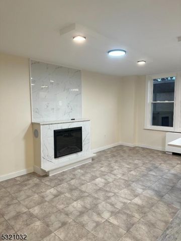 704 N Broad St 3D, Elizabeth City, NJ 07208