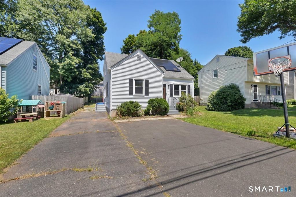 117 Westerly Street, Manchester, CT 06042