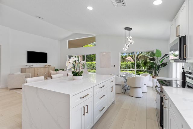 7188 Vía Verona, Delray Beach, FL 33446