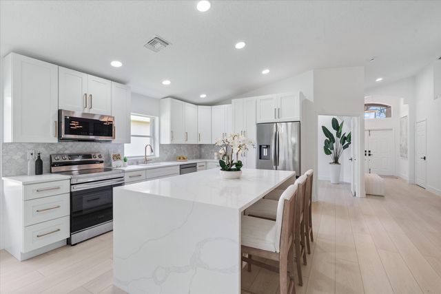 7188 Vía Verona, Delray Beach, FL 33446